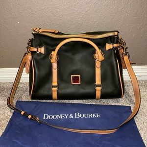 Dooney and Bourke Large Tote/Purse